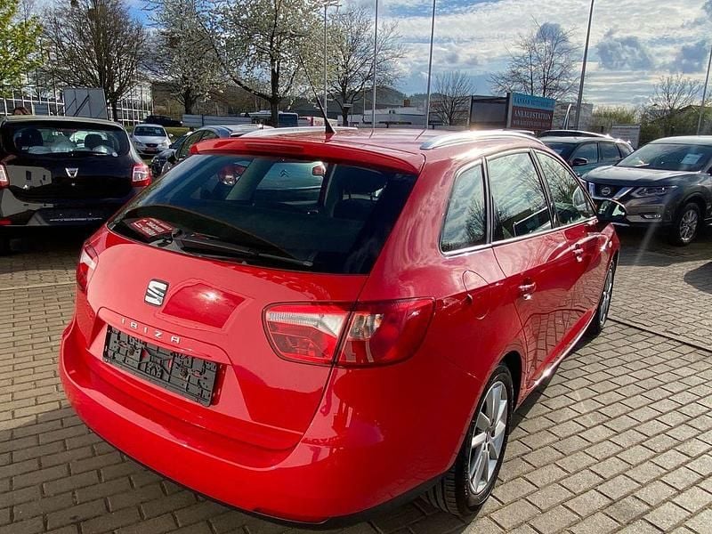 Gebraucht Seat Ibiza Style 105 PS (77 kW) 2014 Rot Limousine