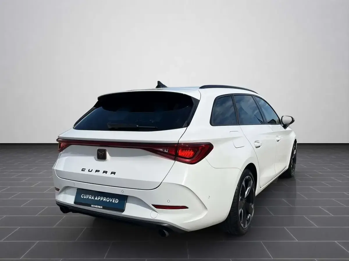 Gebraucht Cupra Leon 245 PS (180 kW) 2023 Weiß Limousine