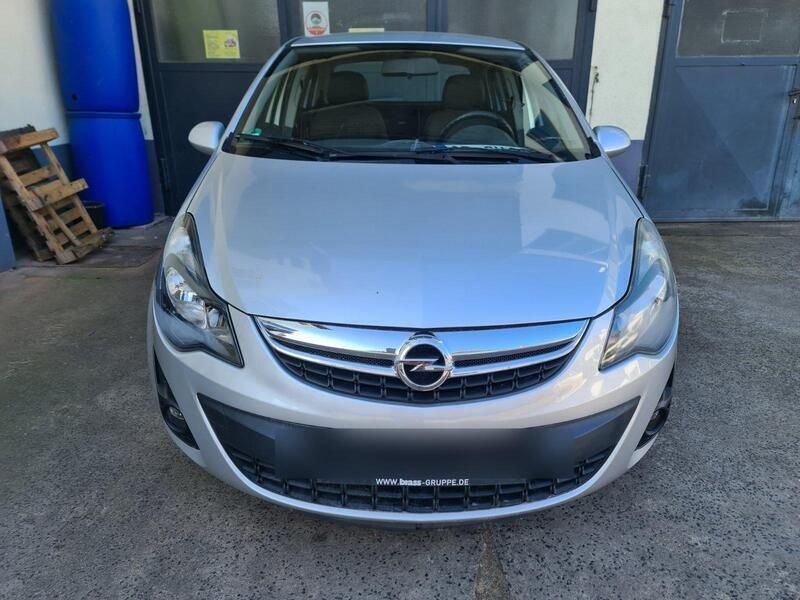 Silber Gebraucht 2014 Opel Corsa Kleinwagen | 4.200 € - Bild 1/4
