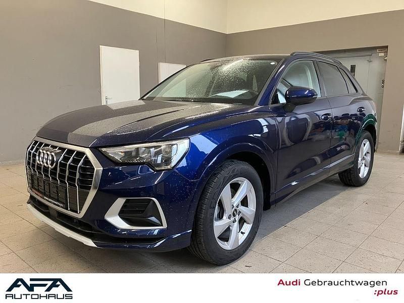 Blau Gebraucht 2024 Audi Q3 Advanced SUV | 34.850 € (Guter Preis) - Bild 1/4