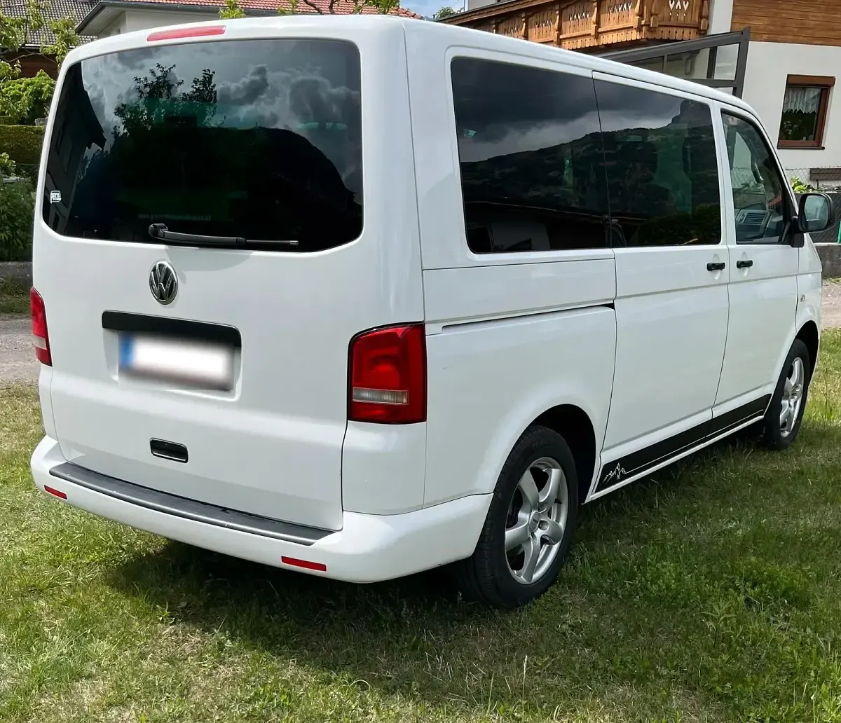 Gebraucht VW Multivan Startline 140 PS (102 kW) 2010 Weiß Van / Kleinbus