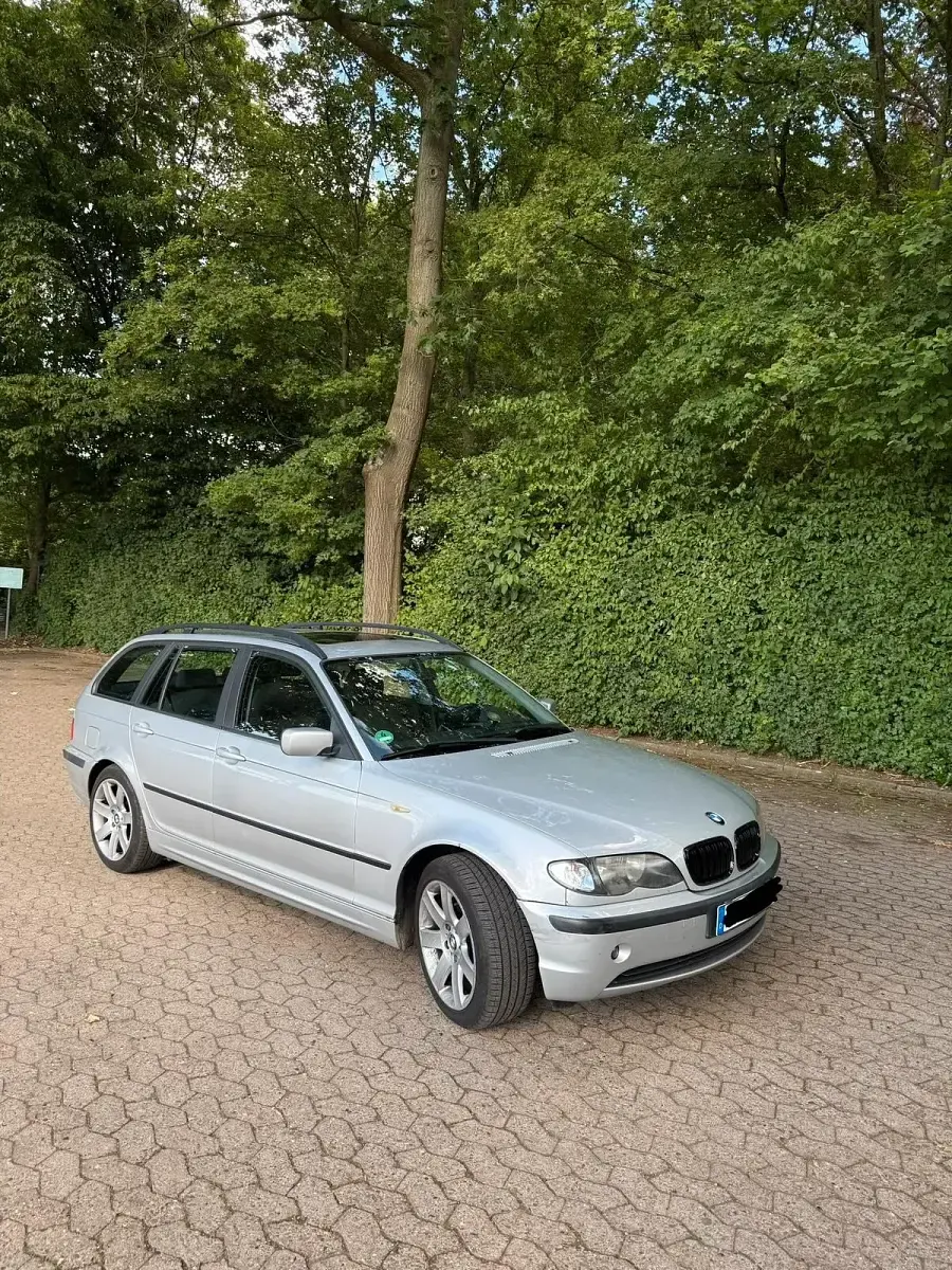 Gebraucht BMW 318 143 PS (105 kW) 2002 Silber Kombi