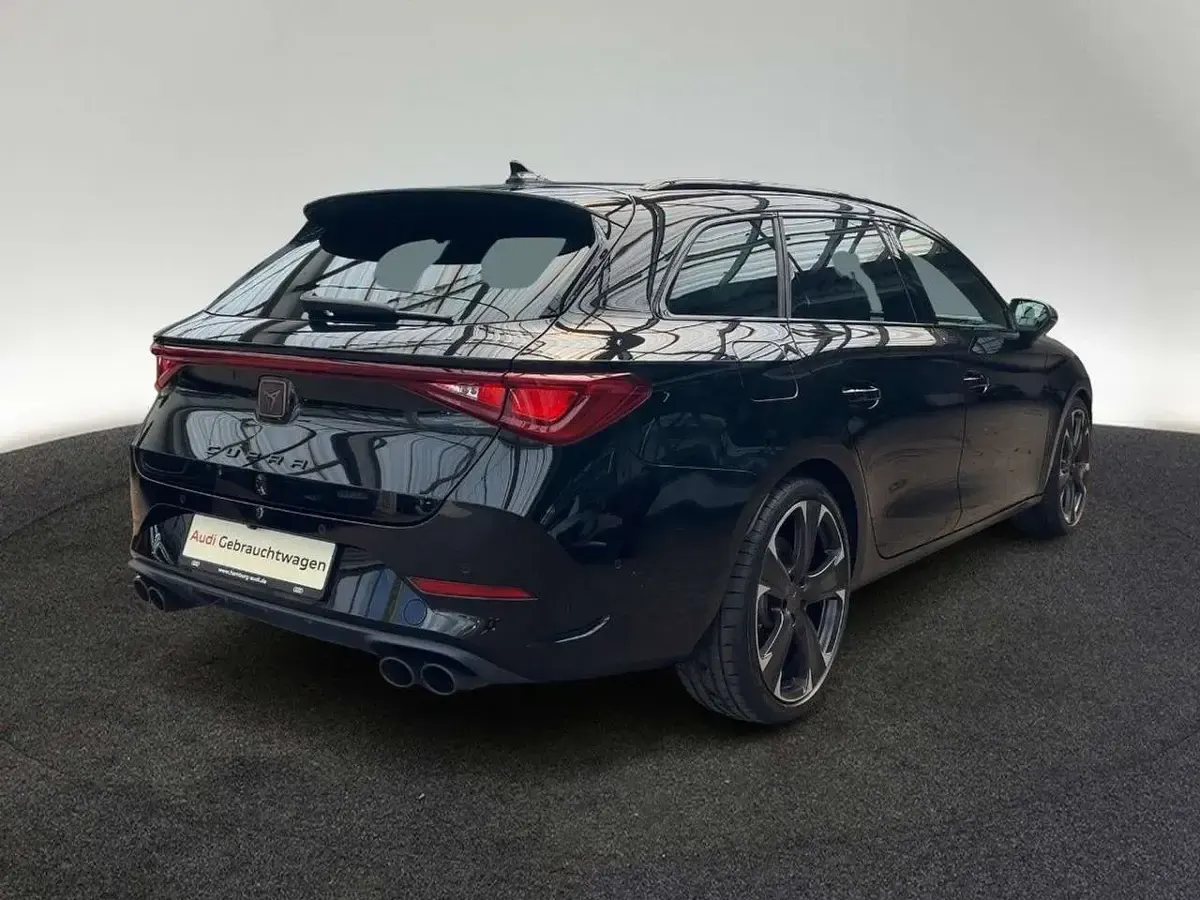 Gebraucht Cupra Leon VZ 310 PS (228 kW) 2023 Midnight schwarz metallic Kombi
