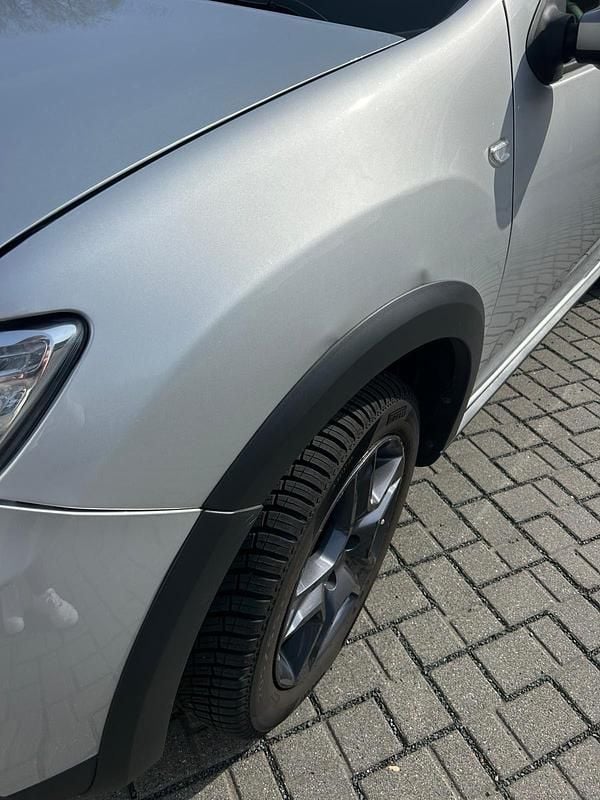 Second-hand Dacia Sandero 90 CP (66 kW) 2017 Gri Hatchback