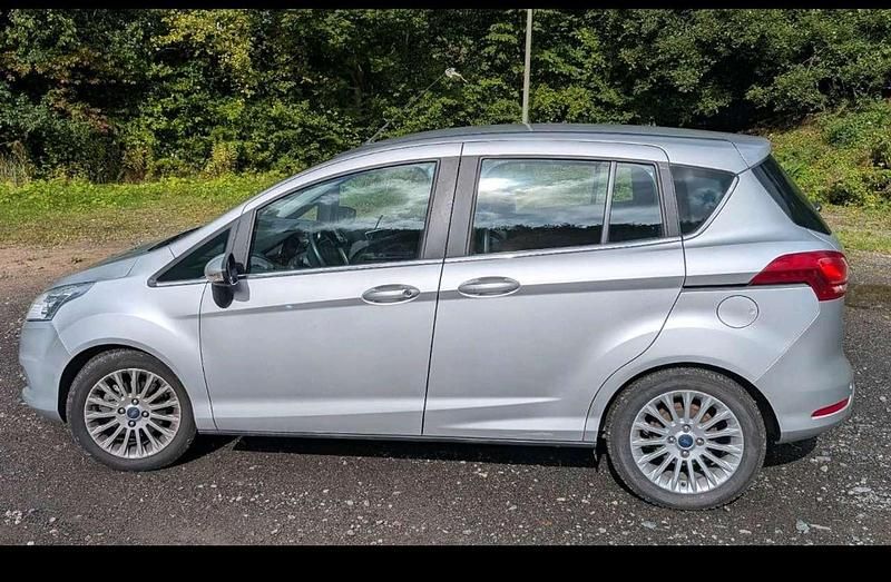 Gebraucht 2014 Ford B-MAX Titanium Van / Kleinbus | 7.900 € (Fairer Preis) - Bild 1/4