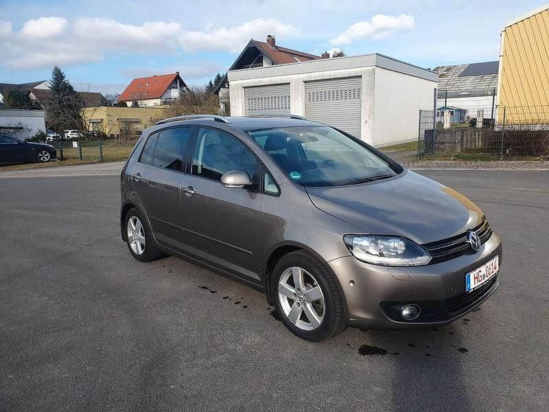 Gebraucht VW Golf Plus Cross Team 160 PS (117 kW) 2010 Braun Van / Kleinbus