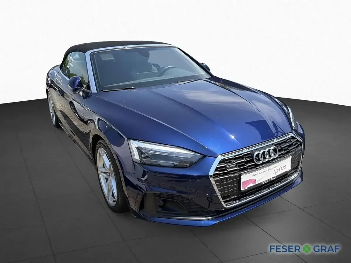 Gebraucht Audi A5 Cabriolet Basis 204 PS (150 kW) 2023 Navarrablau metallic/verdec... Cabrio