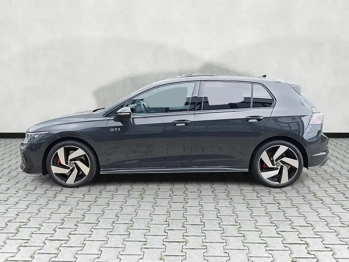 Neu VW Golf VIII GTI 265 PS (194 kW) 2026 Uranograu Limousine