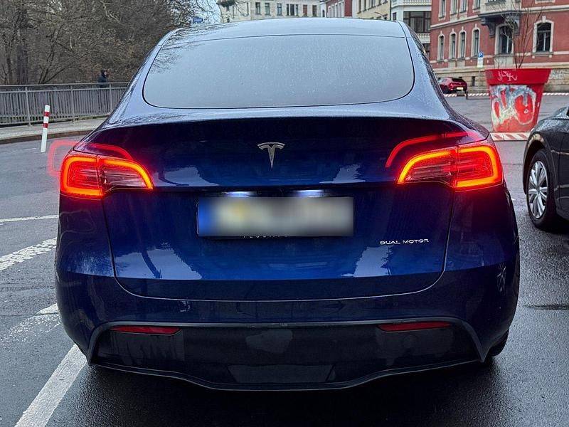 Gebraucht Tesla Model Y Long Range AWD 378 kW (514 PS) 2022 Blau SUV