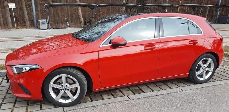 Gebraucht Mercedes A220 Progressive 190 PS (139 kW) 2018 Rot Limousine