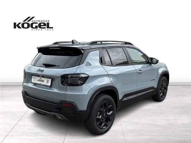 Gebraucht Jeep Avenger Overland 145 PS (106 kW) 2024 Grau (storm grey mit dach in volcano black) SUV