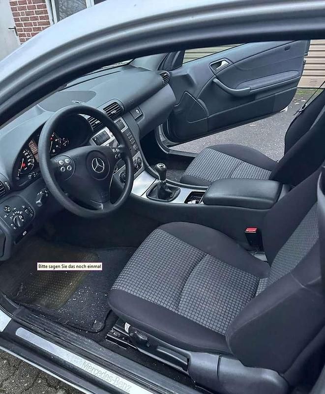 Gebraucht Mercedes C160 122 PS (89 kW) 2005 Silber Coupé