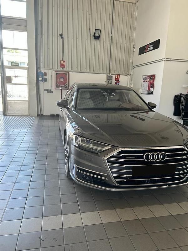 Gebraucht Audi A8L Ambiente 286 PS (210 kW) 2018 Grau Limousine