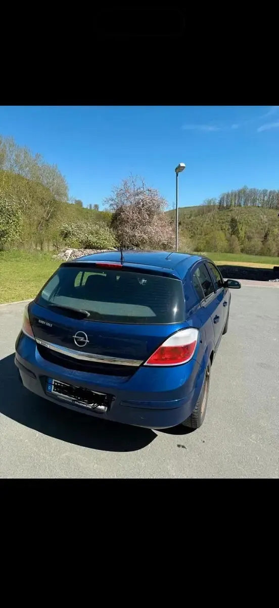 Gebraucht Opel Astra 90 PS (66 kW) 2005 Kleinwagen