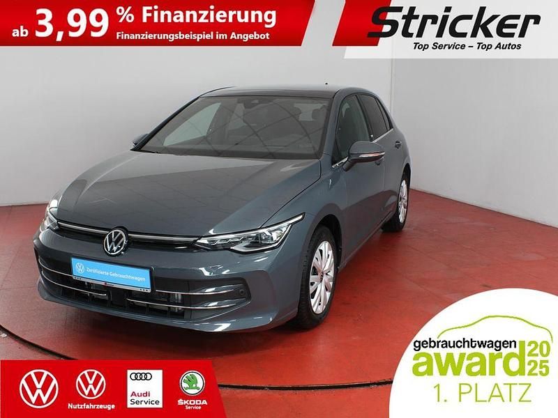 Neu VW Golf VIII Style 150 PS (110 kW) 2025 Delfingrau metallic Limousine