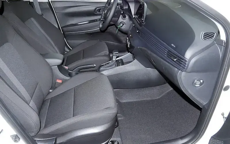 Neu Hyundai i20 Trend 100 PS (73 kW) 2025 Weiß Kleinwagen