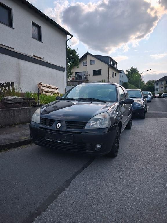 Schwarz Gebraucht 2005 Renault Clio II Limousine | 1.500 € (Fairer Preis) - Bild 1/4