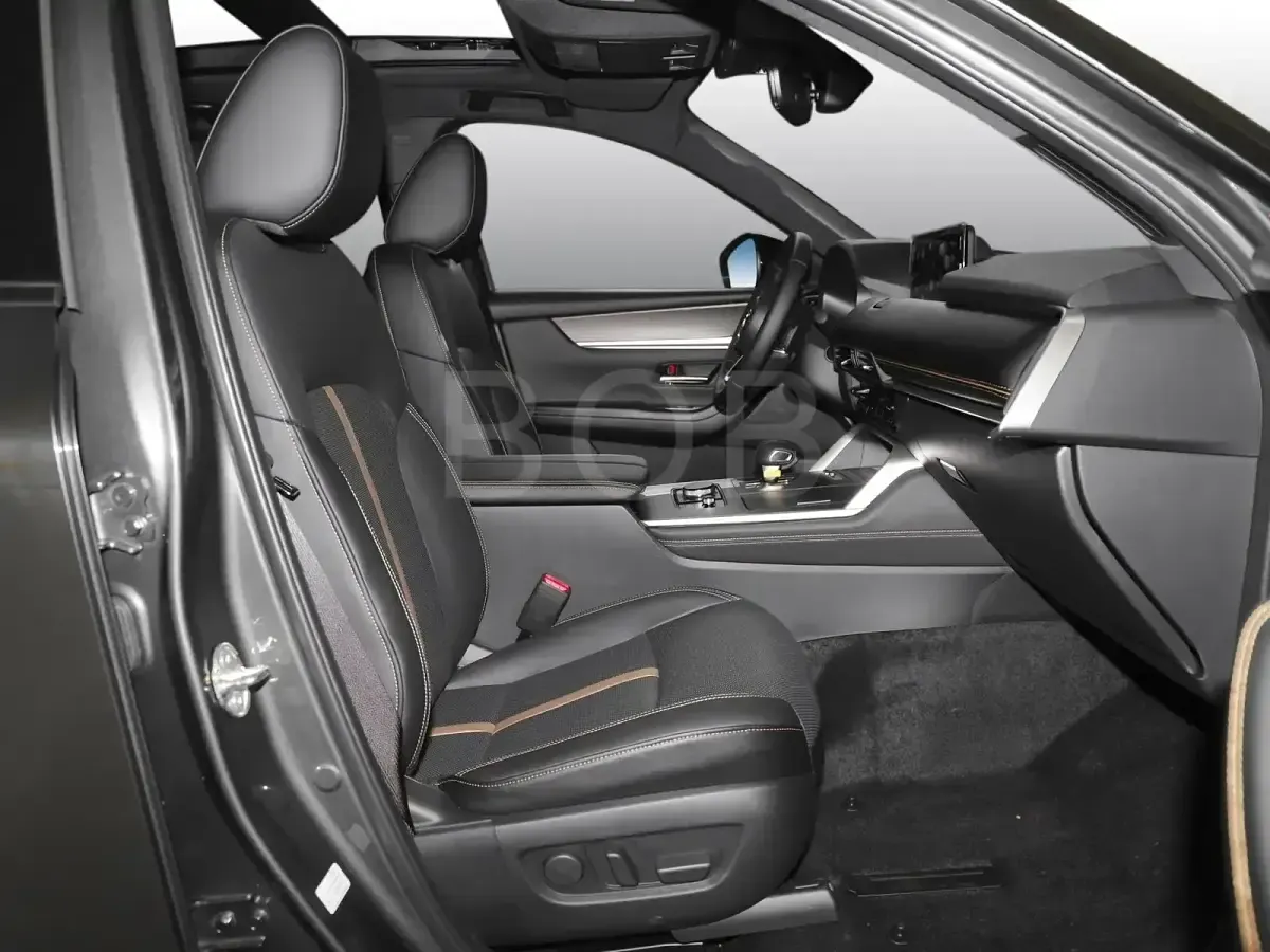 Neu Mazda CX-60 Homura-Line 254 PS (186 kW) 2026 Machine gray SUV