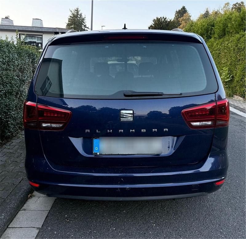 Gebraucht Seat Alhambra Style 184 PS (135 kW) 2018 Blau Van / Kleinbus