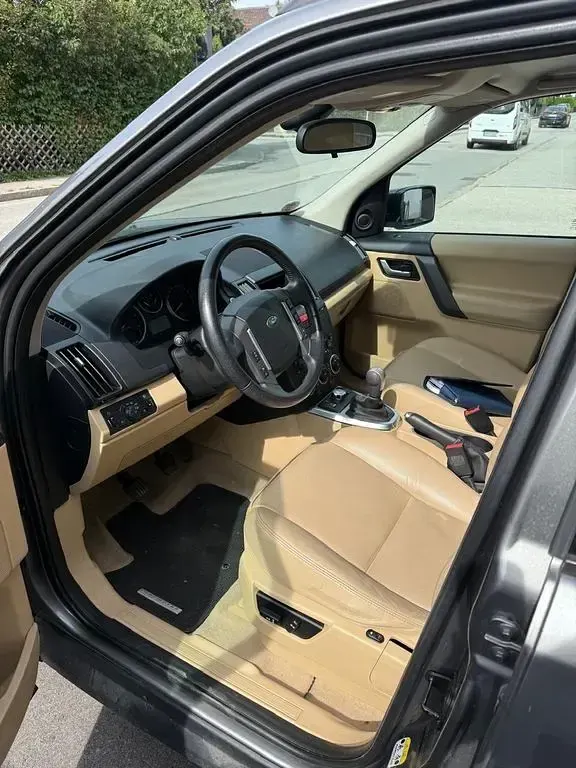 Gebraucht Land Rover Freelander 2 152 PS (111 kW) 2008 Grau SUV
