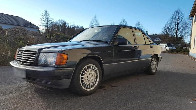 Gebraucht Mercedes 190 108 PS (79 kW) 1992 Limousine