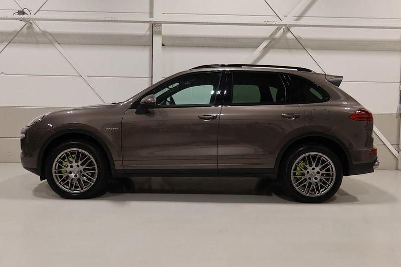 Gebraucht Porsche Cayenne S E-Hybrid 333 PS (244 kW) 2015 Braun SUV