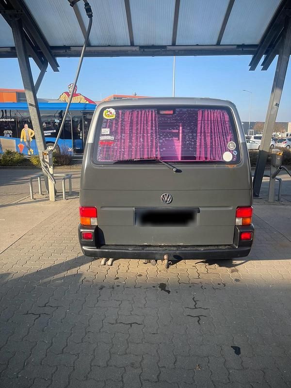 Gebraucht VW T4 102 PS (75 kW) 1999 Grau Van