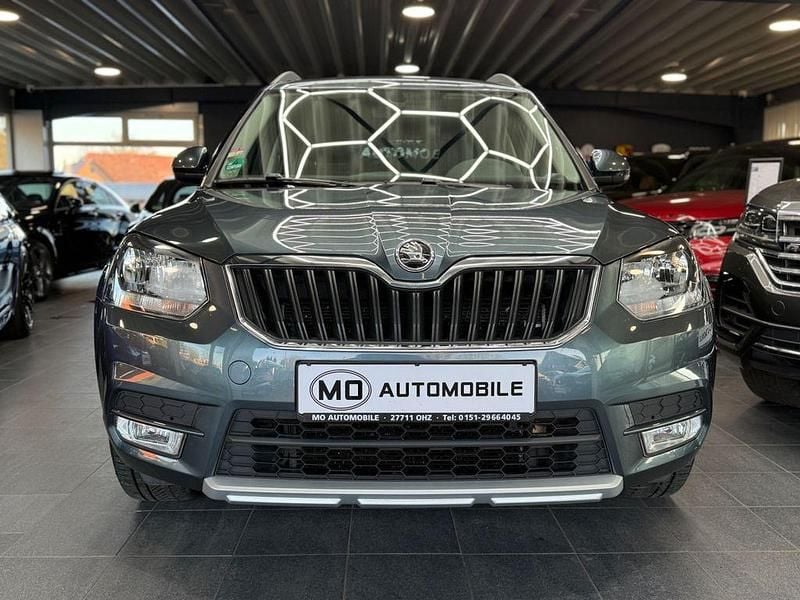 Gebraucht Skoda Yeti Ambition 110 PS (80 kW) 2017 Grau SUV