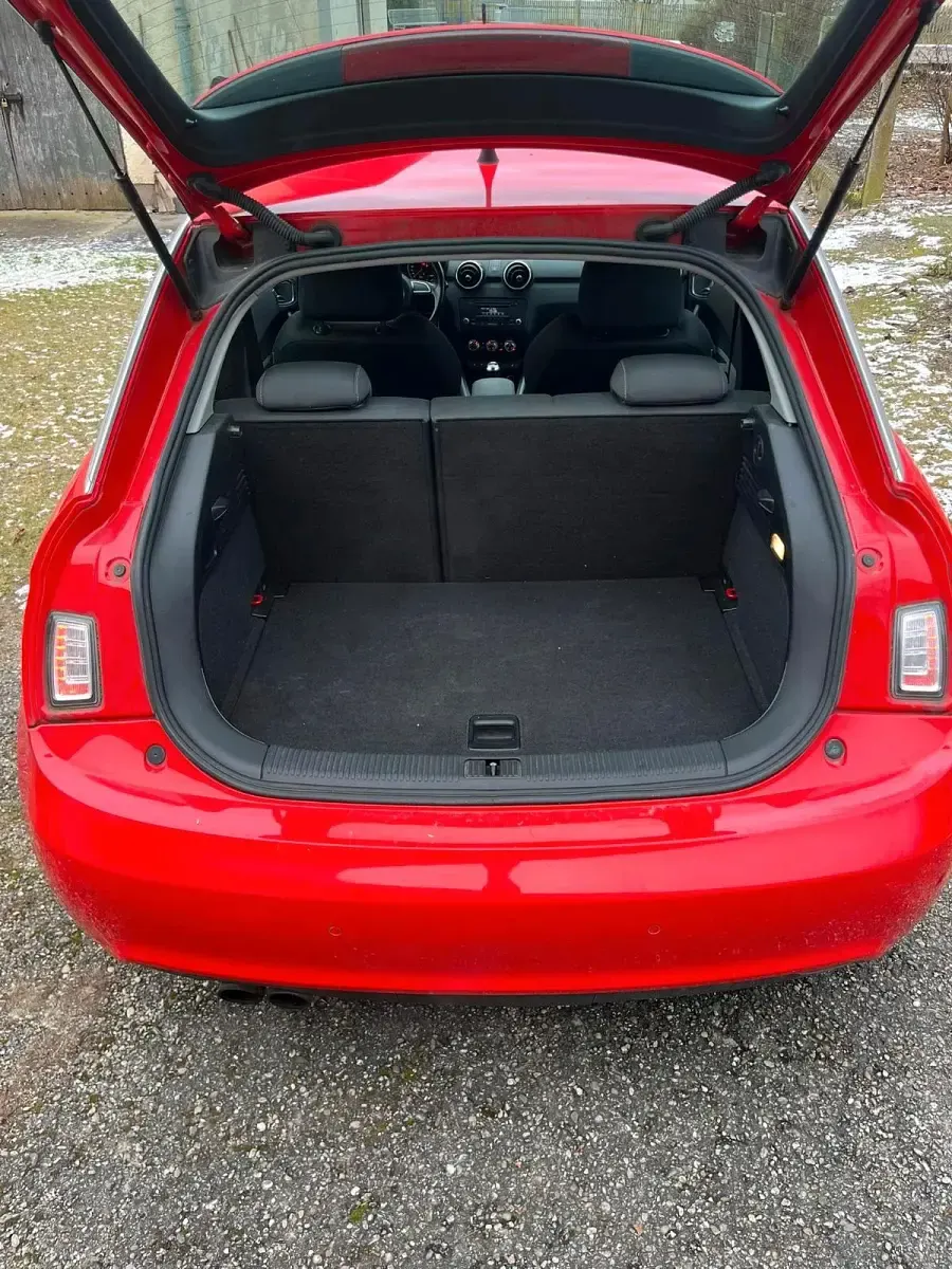 Gebraucht Audi A1 140 PS (102 kW) 2012 Rot Kleinwagen