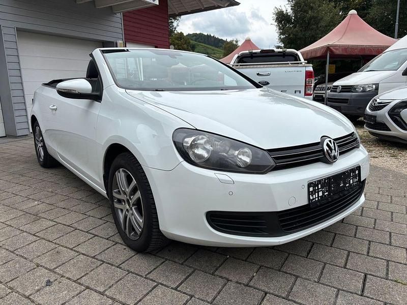 Weiß Gebraucht 2013 VW Golf Cabriolet Basis Cabrio | 7.900 € (Guter Preis) - Bild 1/4