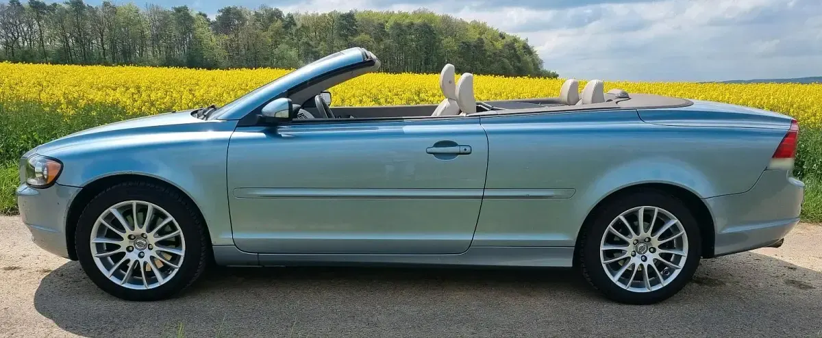 Używany Volvo C70 220 KM (161 kW) 2007 Niebieski Kabriolet