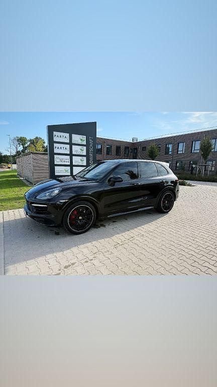 Schwarz Gebraucht 2012 Porsche Cayenne GTS SUV | 22.999 € (Fairer Preis) - Bild 1/4