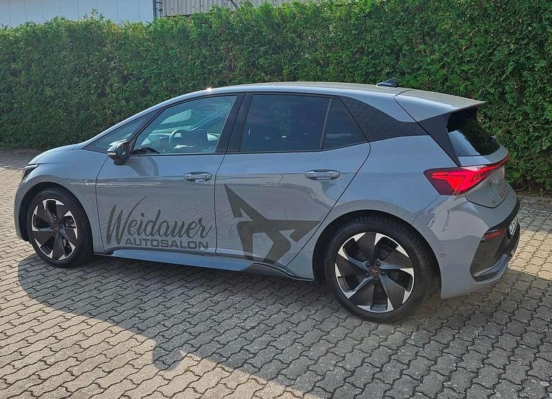 Gebraucht Cupra Born 150 kW (204 PS) 2023 Vaporgrau Kleinwagen