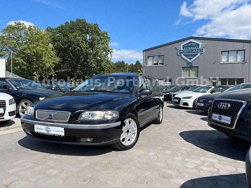 Schwarz Gebraucht 2002 Volvo V70 Kombi | 6.730 € (Etwas zu teuer) - Bild 1/4