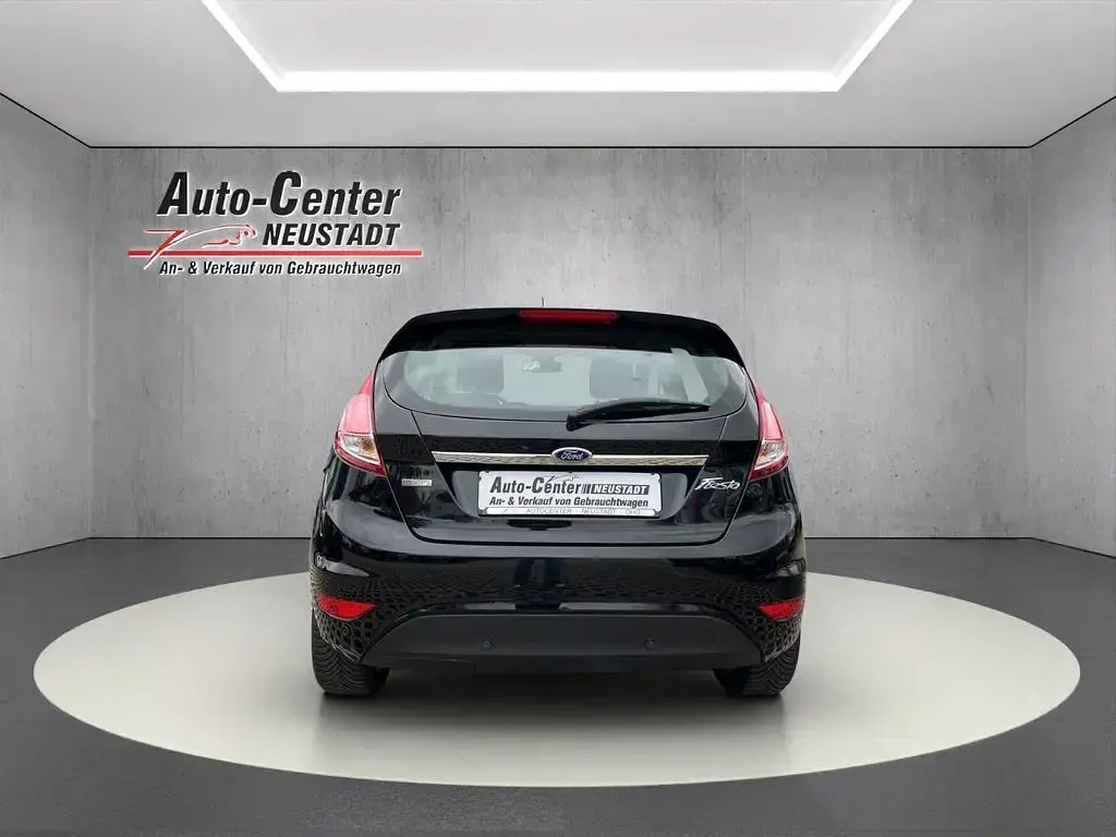 Gebraucht Ford Fiesta Titanium 185 PS (136 kW) 2015 Schwarz Kleinwagen