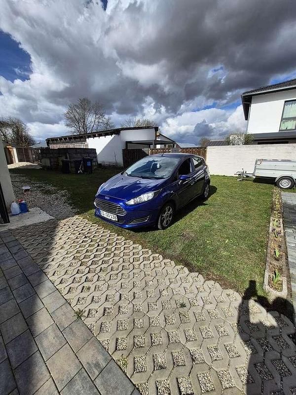 Gebraucht Ford Fiesta Trend 80 PS (58 kW) 2014 Kleinwagen
