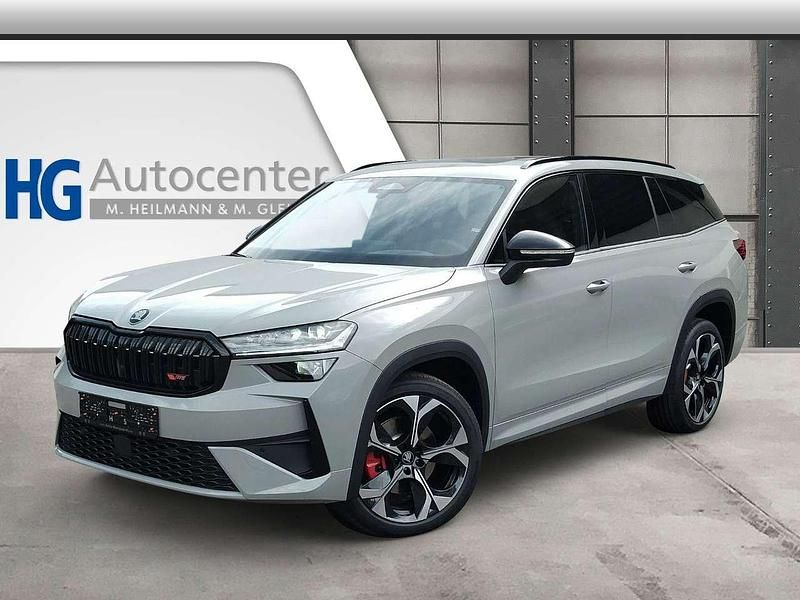 Stahlgrau Neu 2025 Skoda Kodiaq RS SUV | 54.990 € (Fairer Preis) - Bild 1/4