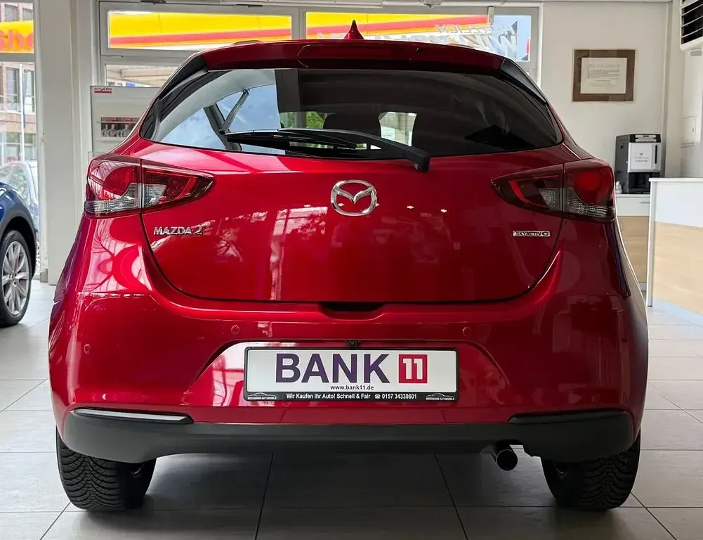 Gebraucht Mazda 2 Kizoku 90 PS (66 kW) 2021 Rot Limousine