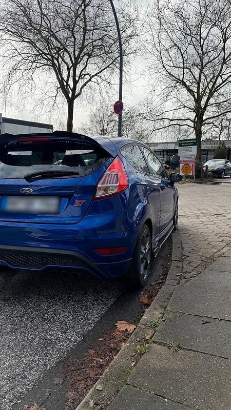 Gebraucht Ford Fiesta ST 182 PS (133 kW) 2015 Kleinwagen