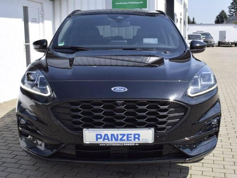 Gebraucht Ford Kuga ST-Line 120 PS (88 kW) 2023 Schwarz SUV