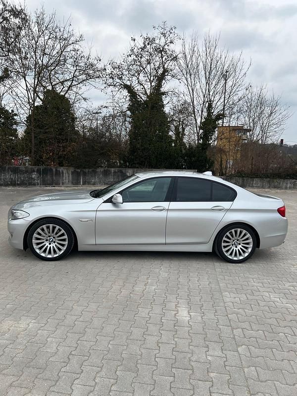 Gebraucht BMW 530 245 PS (180 kW) 2010 Limousine