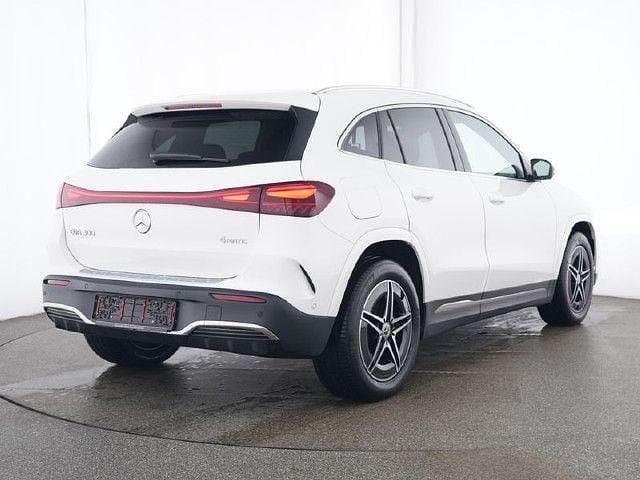 Weiß Gebraucht 2024 Mercedes EQA300 AMG SUV | 34.980 € (Guter Preis) - Bild 1/4
