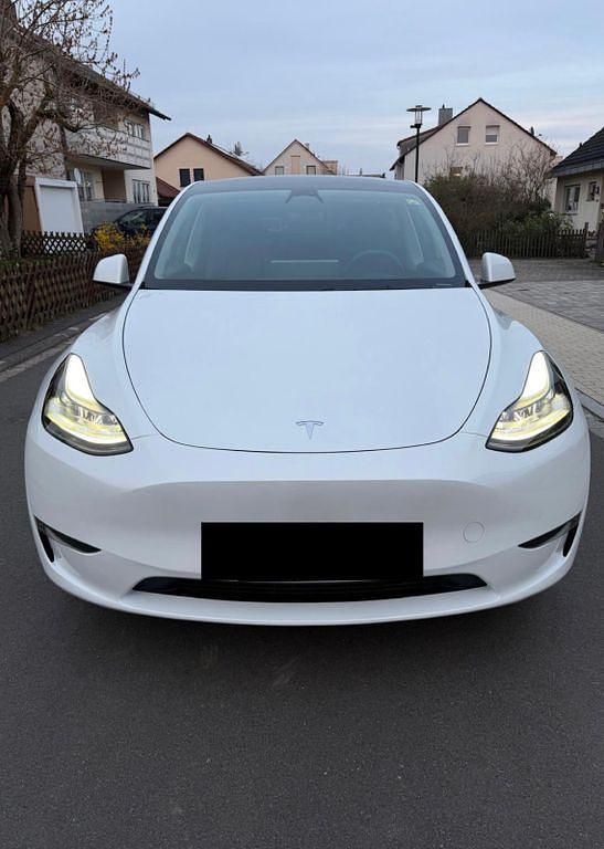 Gebraucht Tesla Model Y 274 kW (373 PS) 2023 Weiß SUV