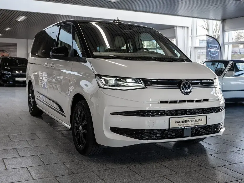 Gebraucht VW Multivan Edition 150 PS (110 kW) 2024 Candy weiss Van / Kleinbus