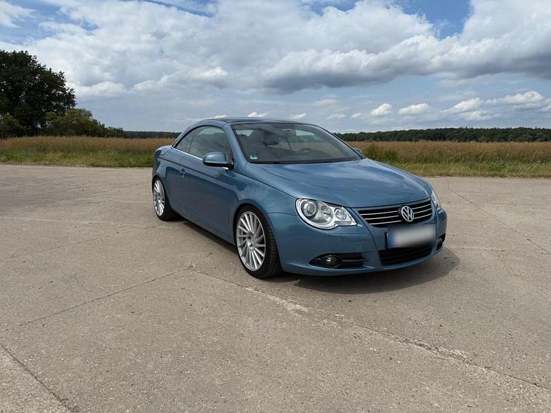 Gebraucht VW Eos 200 PS (147 kW) 2006 Blau Cabrio