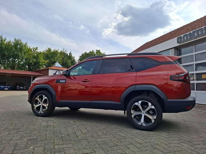 Neu Dacia Bigster Journey 109 PS (80 kW) 2025 Cnz terracottabraun SUV