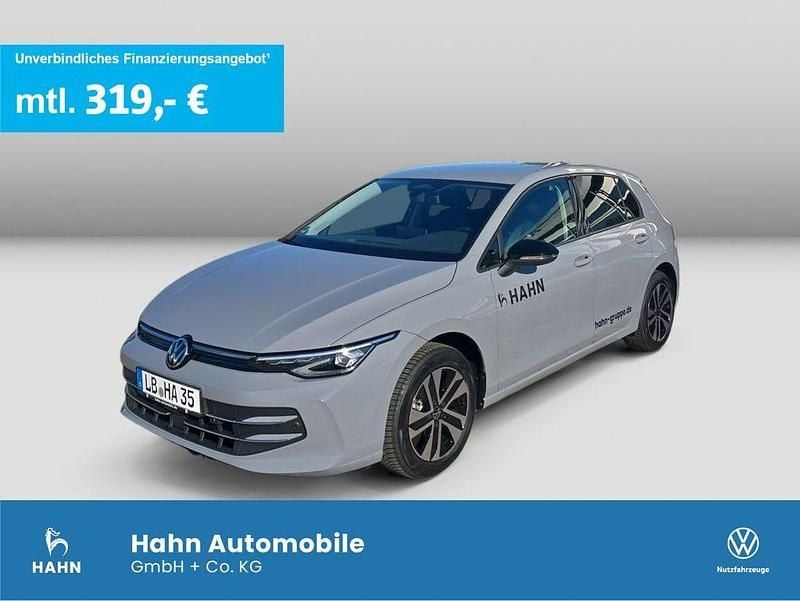 Gebraucht VW Golf VIII 116 PS (85 kW) 2026 Mondsteingrau Limousine
