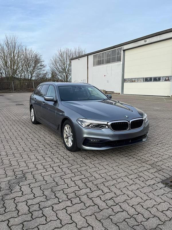 Gebraucht BMW 530 265 PS (194 kW) 2018 Andere farben Kombi