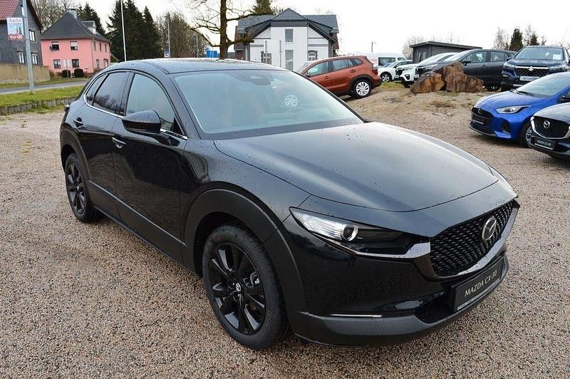 Neu Mazda CX-30 Nagisa 140 PS (102 kW) 2026 Onyxschwarz SUV