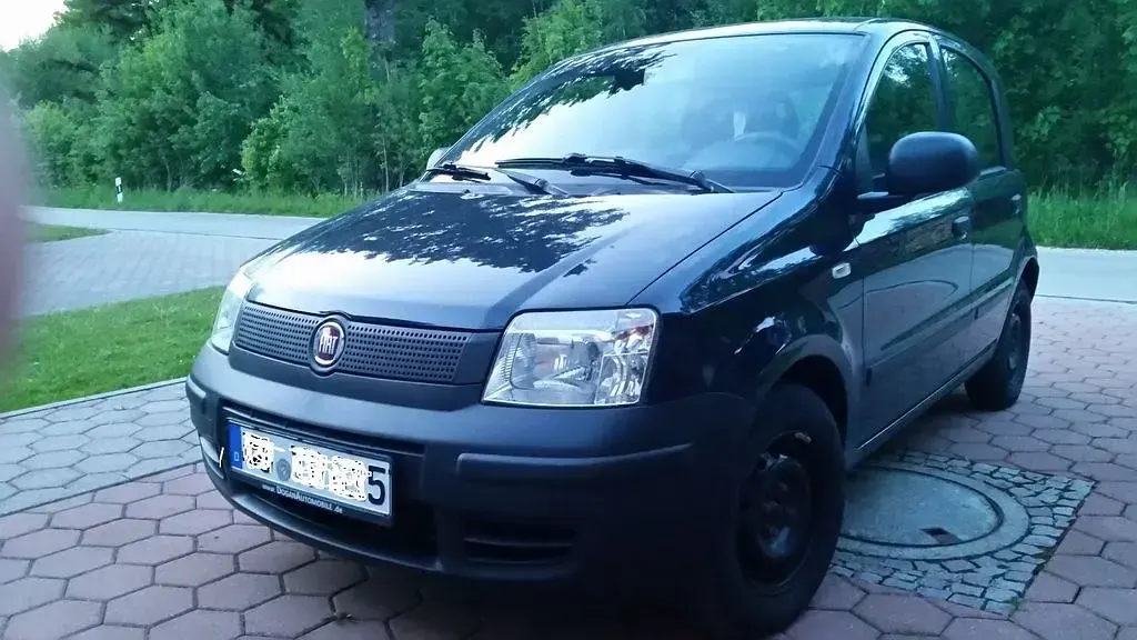Używany Fiat Panda 94 KM (69 kW) 2011 Niebieski Hatchback